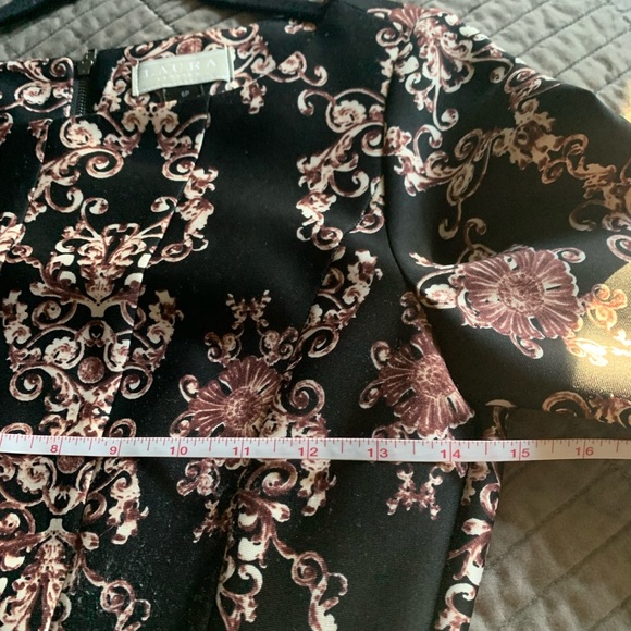 Like new heavier Laura dress - Picture 6 of 8